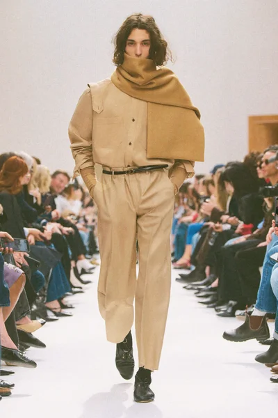 Look 21